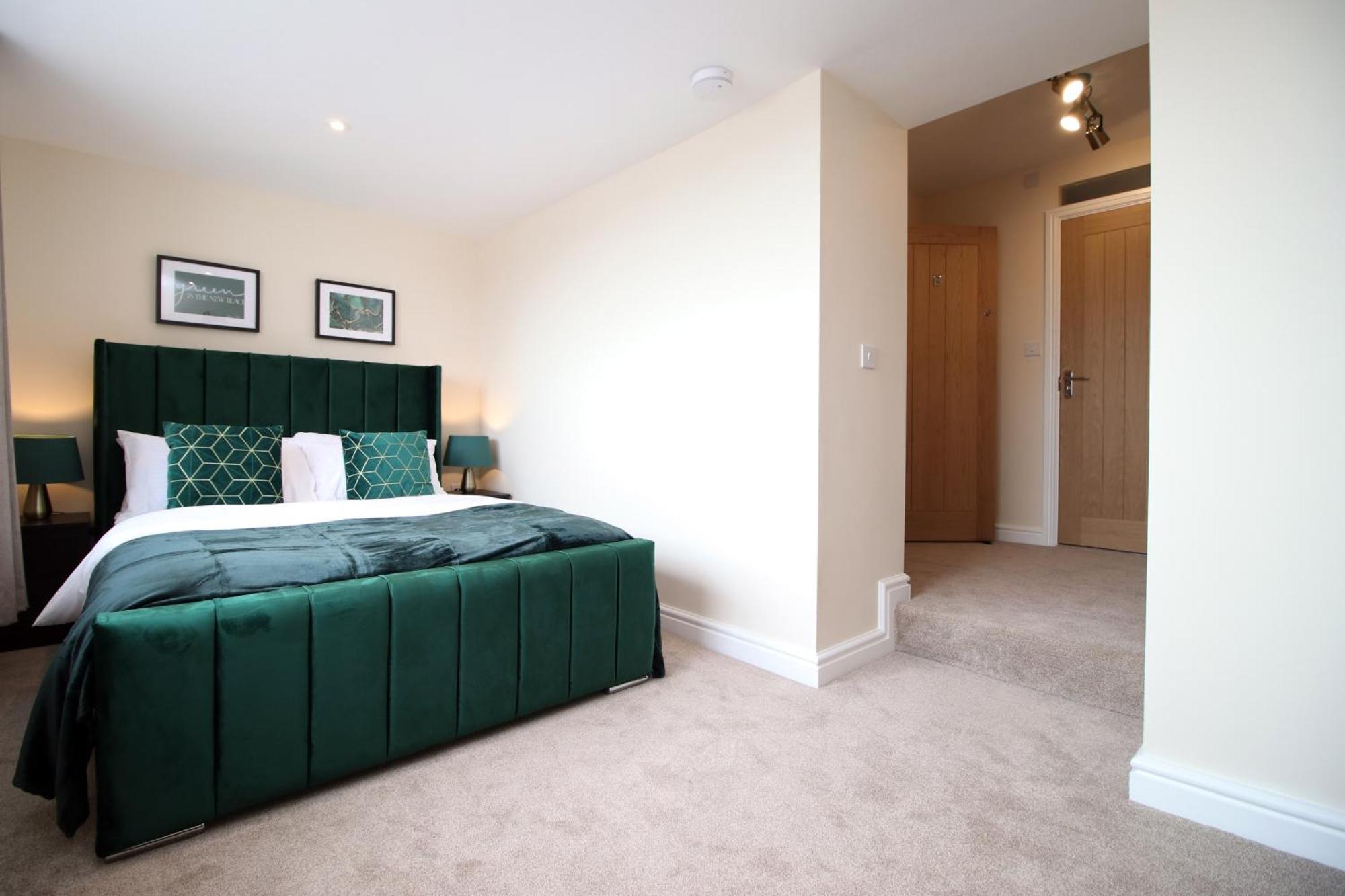 Luxury 4 Bedroom 4 Ensuite Home In Penarth Cardiff Exterior foto